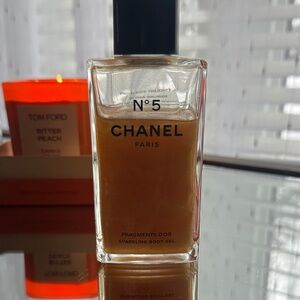 CHANEL No. 5 Gold Sparkling Body Gel